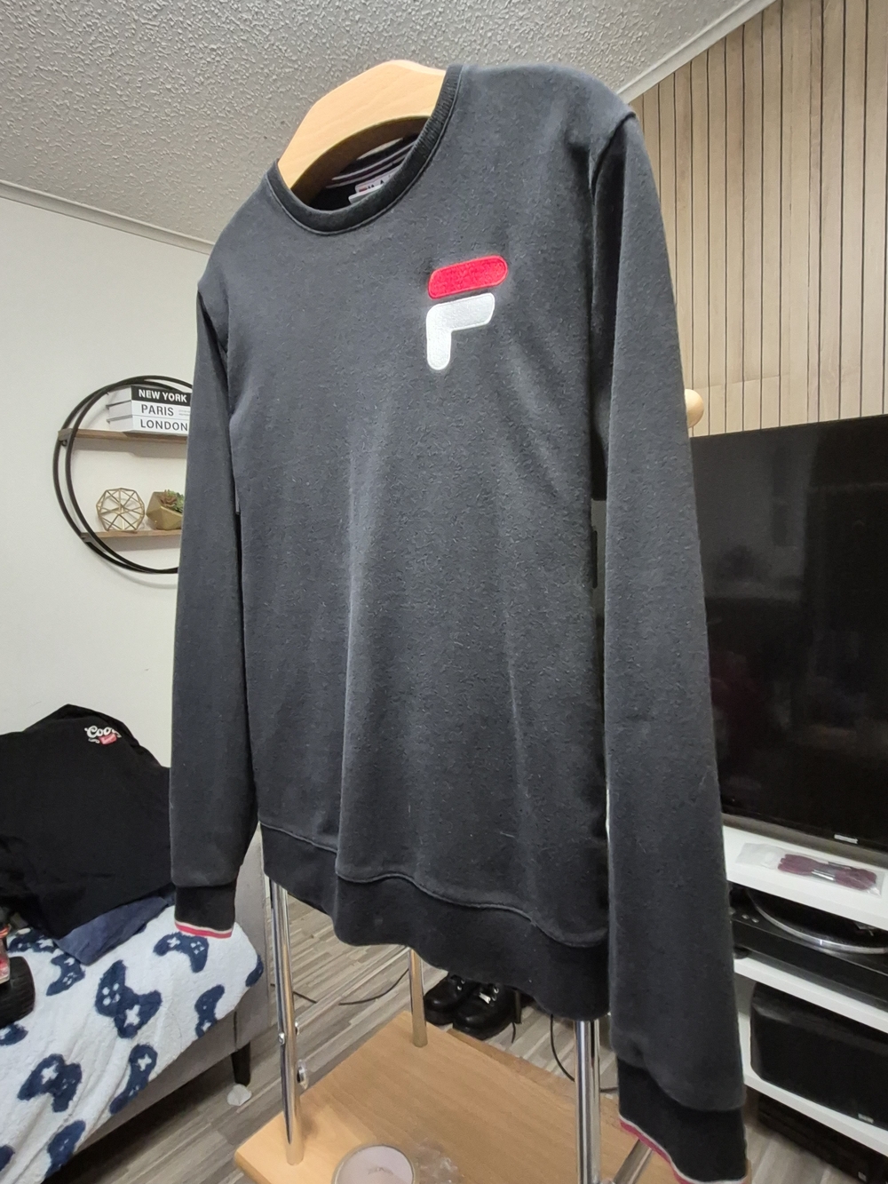 Fila Men’s Black Crewneck Sweatshirt with Red Accent